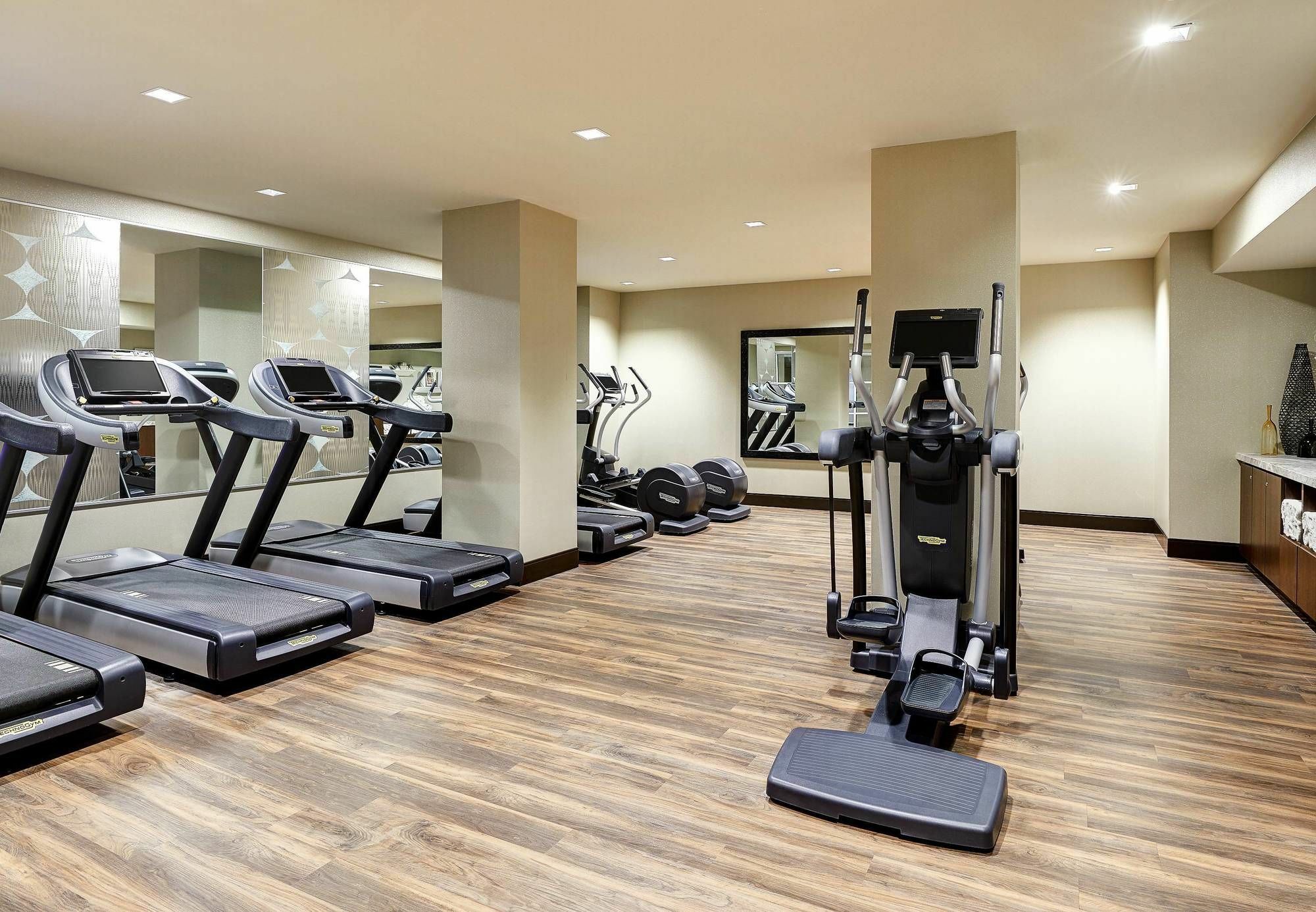 Ac Hotel By Marriott Dallas Downtown Экстерьер фото
